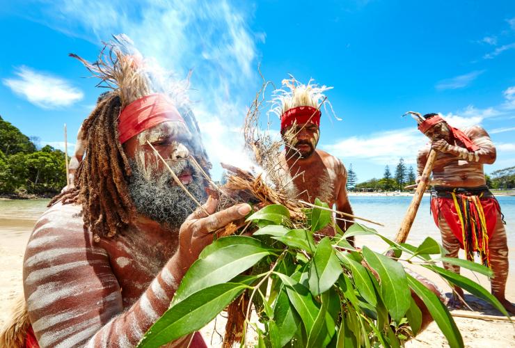 Jellurgal Cultural Tour at Burleigh Heads, Queensland © Tourism and Events Queensland Jellurgal Cultural Tour at Burleigh Heads, Queensland © Tourism and Events Queensland