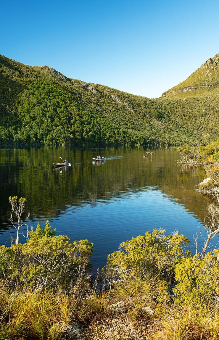 Dove Lake, Cradle Mountain-Lake St Clair National Park, Tasmania © Tourism Australia